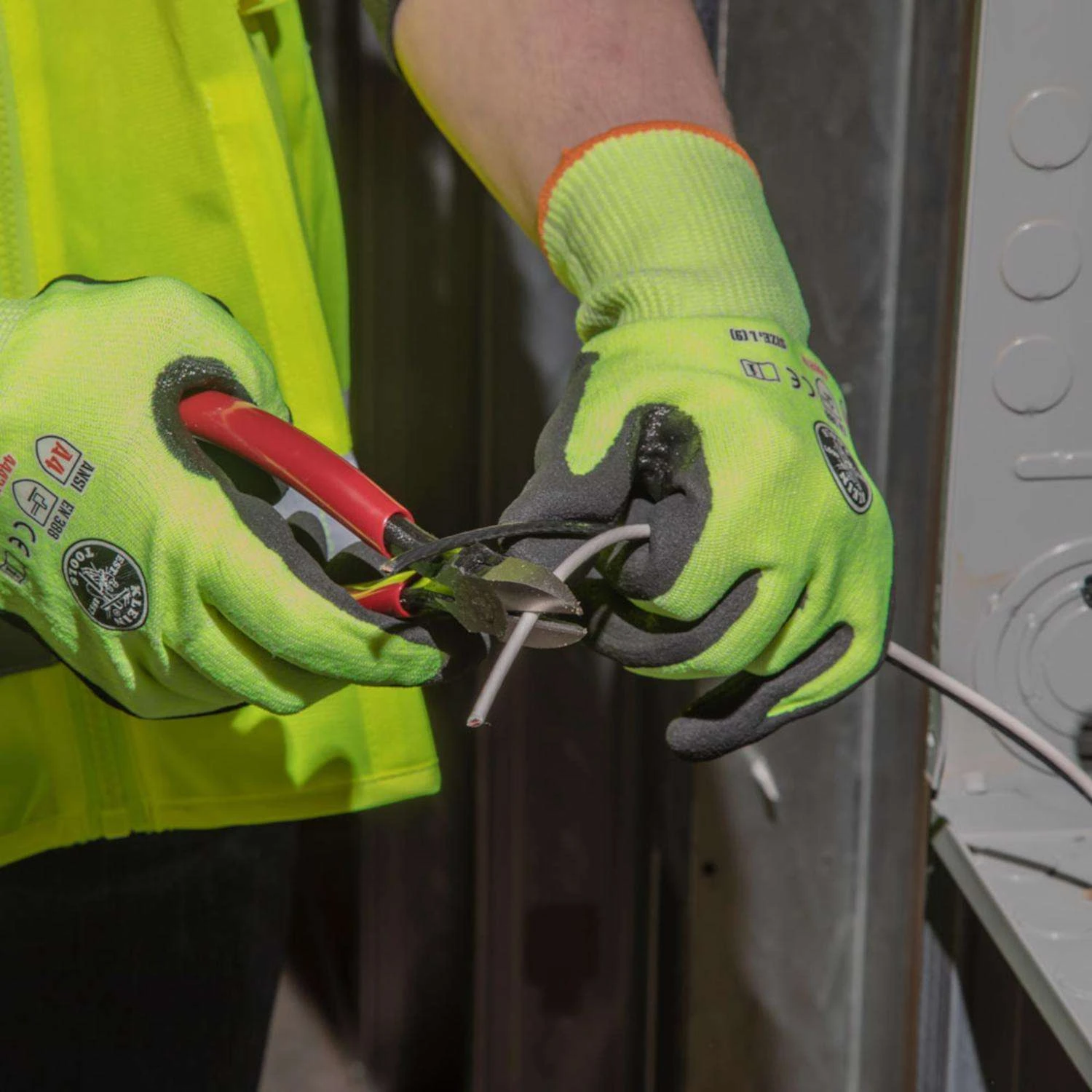 Klein Tools 6.15 In. Steel Diagonal Cutting Pliers 4 Klein Tools 6.15 In. Steel Diagonal Cutting Pliers - Image 2