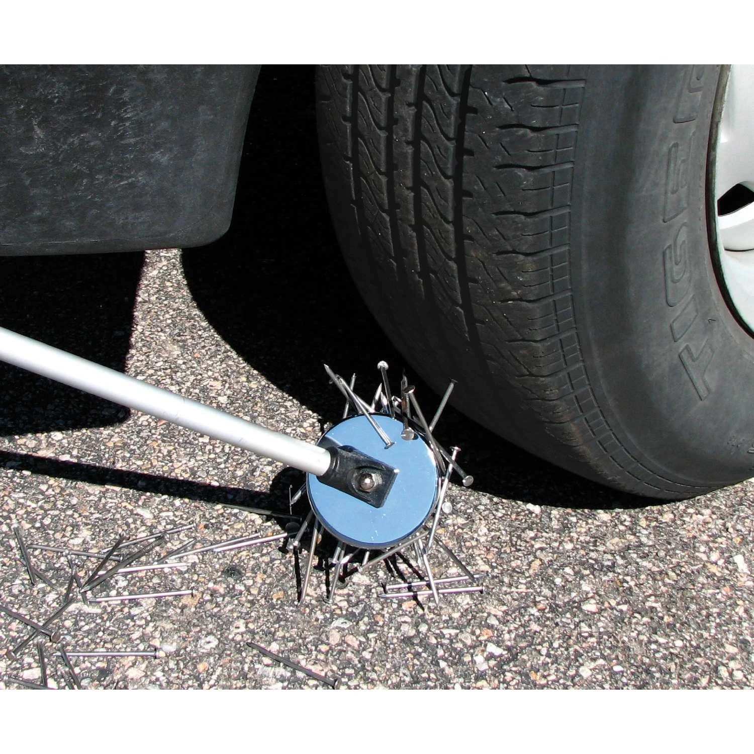 Magnet Source 41 In. Telescoping Magnetic Pick-Up Tool 65 Lb. Pull 8 Magnet Source 41 In. Telescoping Magnetic Pick-Up Tool 65 Lb. Pull - Image 6