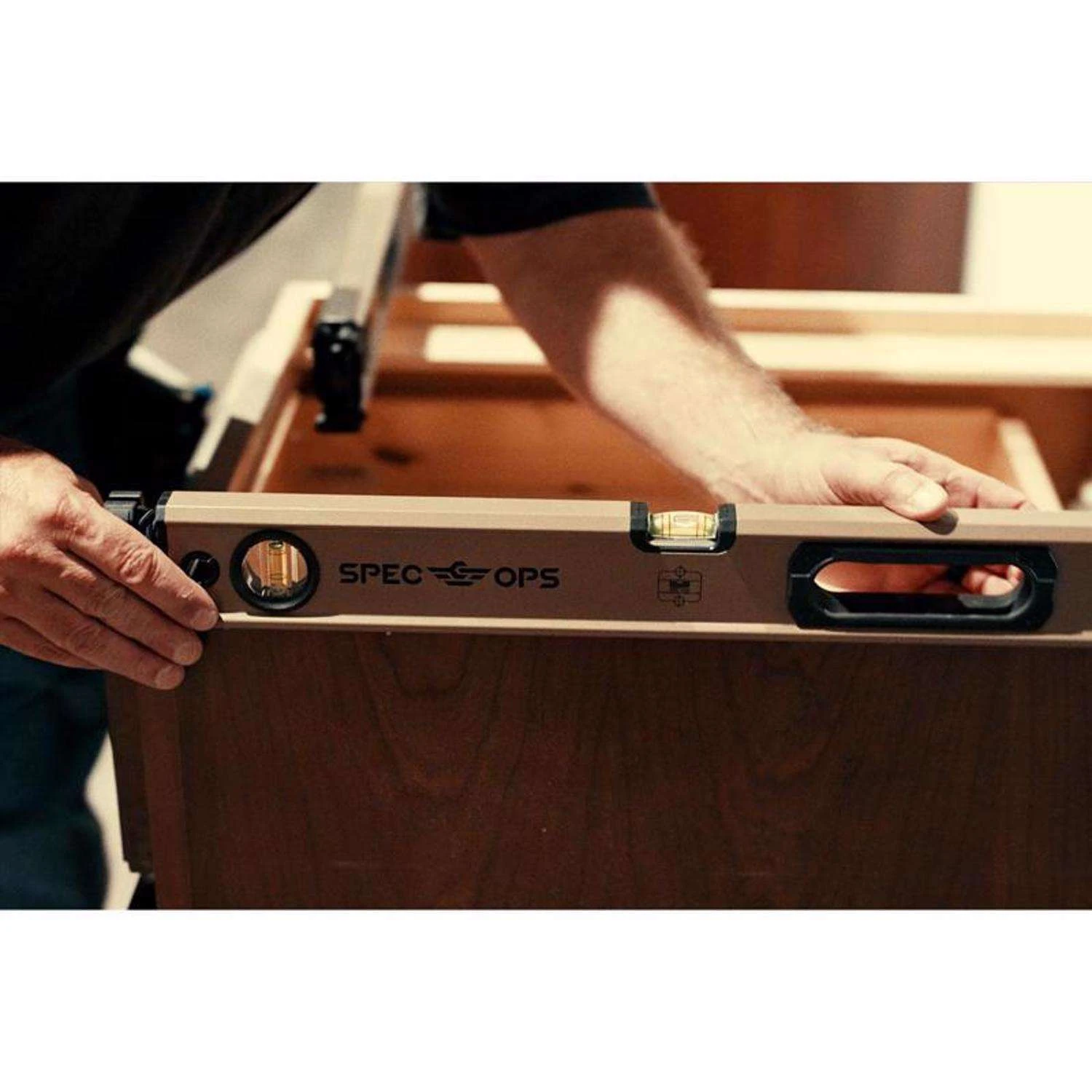 Spec Ops 24 In. Aluminum Box Beam Level With Bungee 3 Vial 8 Spec Ops 24 In. Aluminum Box Beam Level With Bungee 3 Vial - Image 6