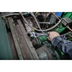 DeWalt Metric And SAE Adjustable Wrench 12 In. L 1 Pc -Crescentent Store b969205a 41ce 4040 aafe 91564f81bc51