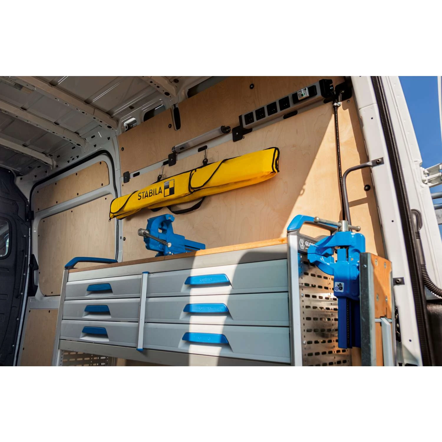 Stabila 80 In. Nylon Level Case 5 Stabila 80 In. Nylon Level Case - Image 3