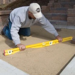 Stabila 48 In. Aluminum Type R300 R-Beam Level 3 Vial -Crescentent Store da0b1427 5fb4 470c 8102 4b20805340a6